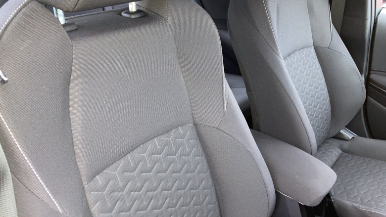 Toyota Corolla 1.8 VVT-i Hybrid Icon 5dr CVT Hybrid Hatchback